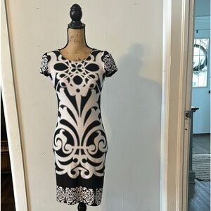 Black and White Bodycon Dress Knee-Length